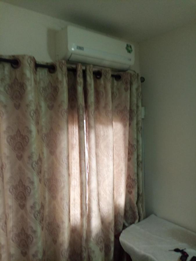 Ange Raphael Hotel Douala Exterior photo